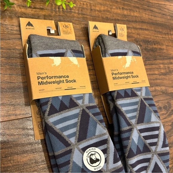 NWT BURTON Men’s Merino Wool Performance Midweight Socks Large 2 pair Italy - Picture 2 of 6